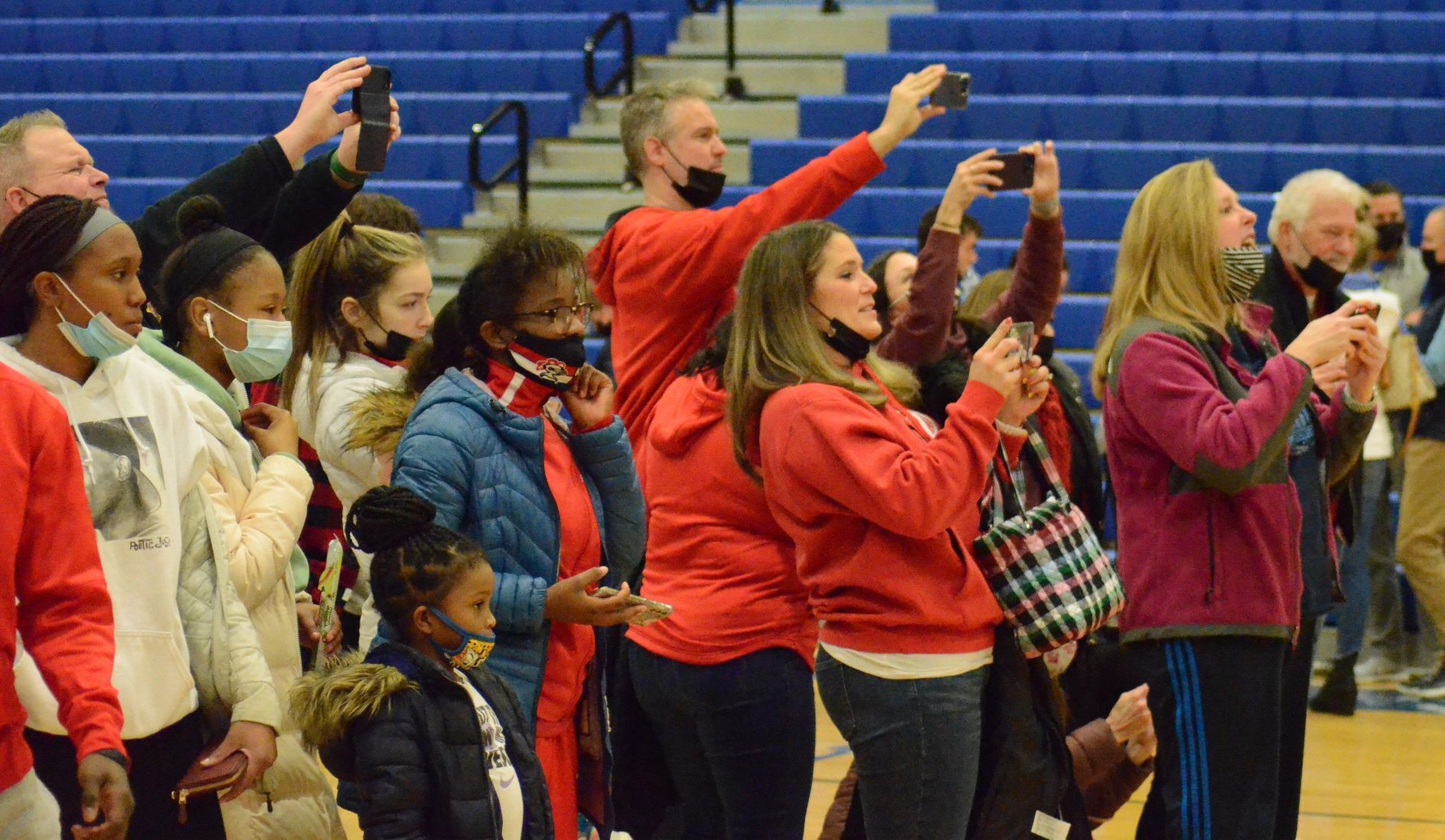 Lincoln-Way Central girls capture Sandburg Holiday Tournament